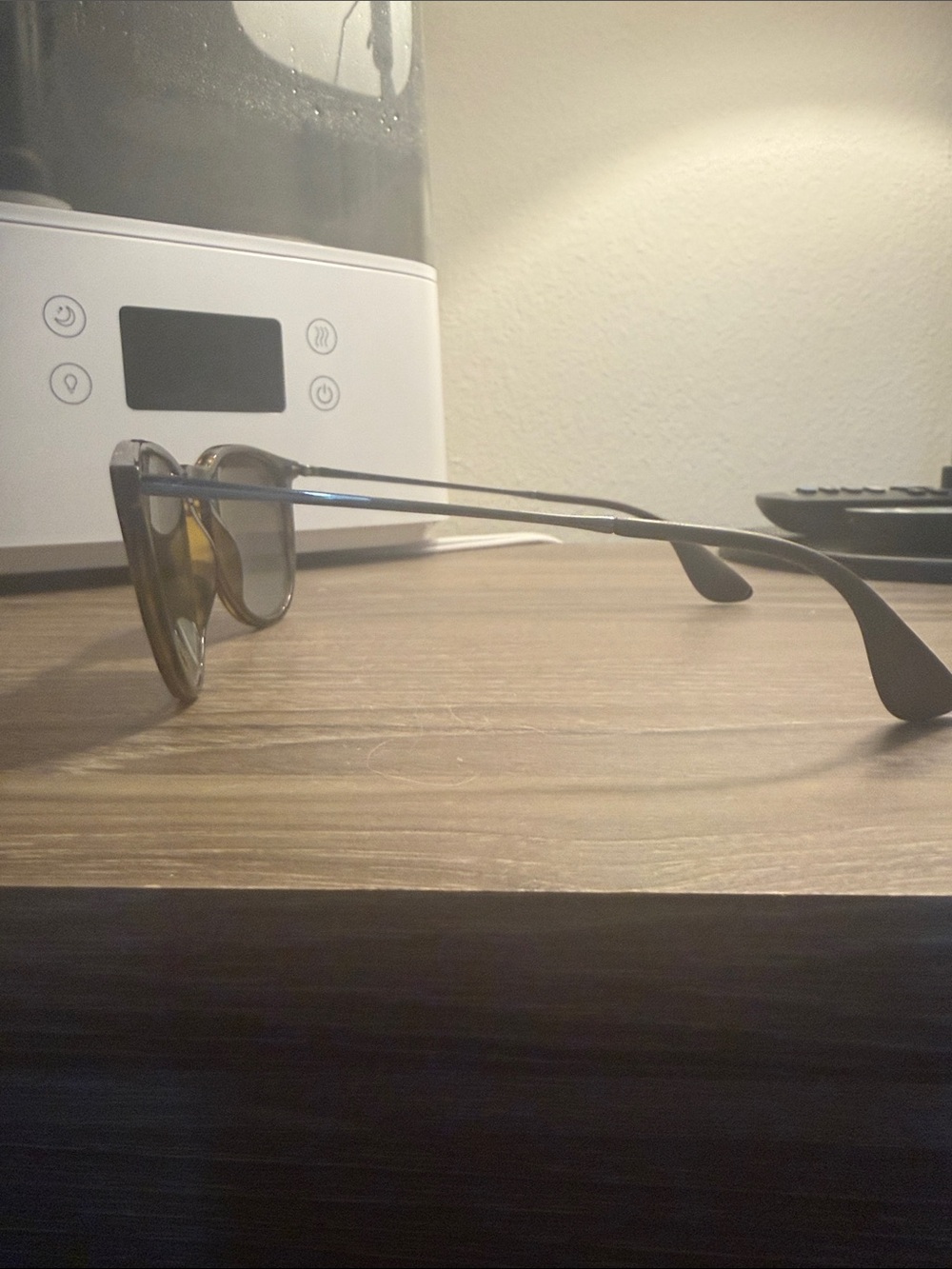 Ray-Ban Men's Sunglasses - Tortoiseshell Frame, Dark Brown Lenses - Picture 3 of 3